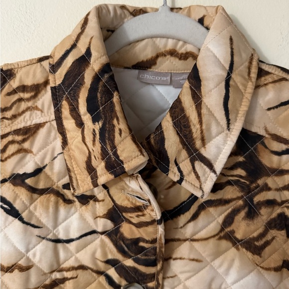 Chico's Quilted Jacket Coat in Tan and Brown Tiger Pattern, Chico’s Sz 2 (12/L) - Picture 3 of 10